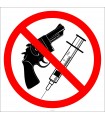 PF1121 - Ateşli Silah ve Delici Aletlerle İle Girmek Yasaktır İşareti