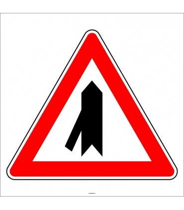 PF1281 - Soldan Ana Yola Giriş Trafik Levhası