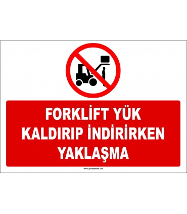 ZY2718  - Forklift Yük Kaldırıp İndirirken Yaklaşma